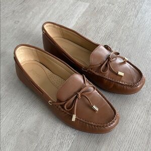 Michael Kors Sutton Moc Leather Flats